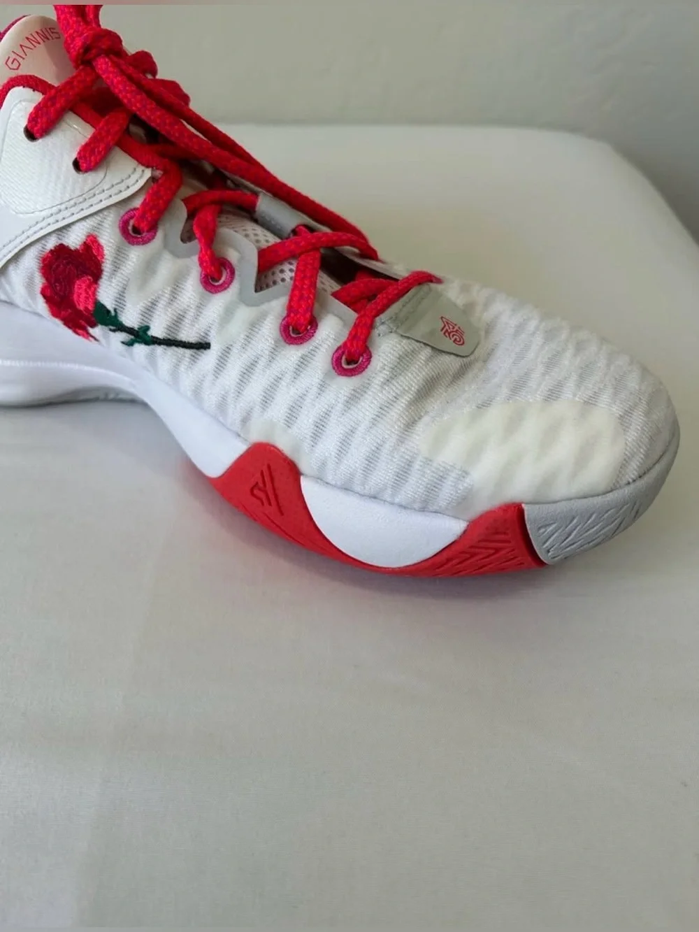 Nike Giannis Roses Basketball Shoes, men’s 7